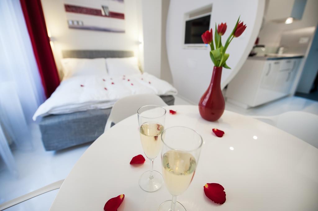 Honeymoon Ruterra Studio Prag Oda fotoğraf
