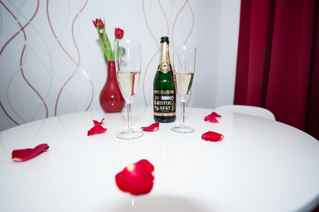 Honeymoon Ruterra Studio Prag Dış mekan fotoğraf